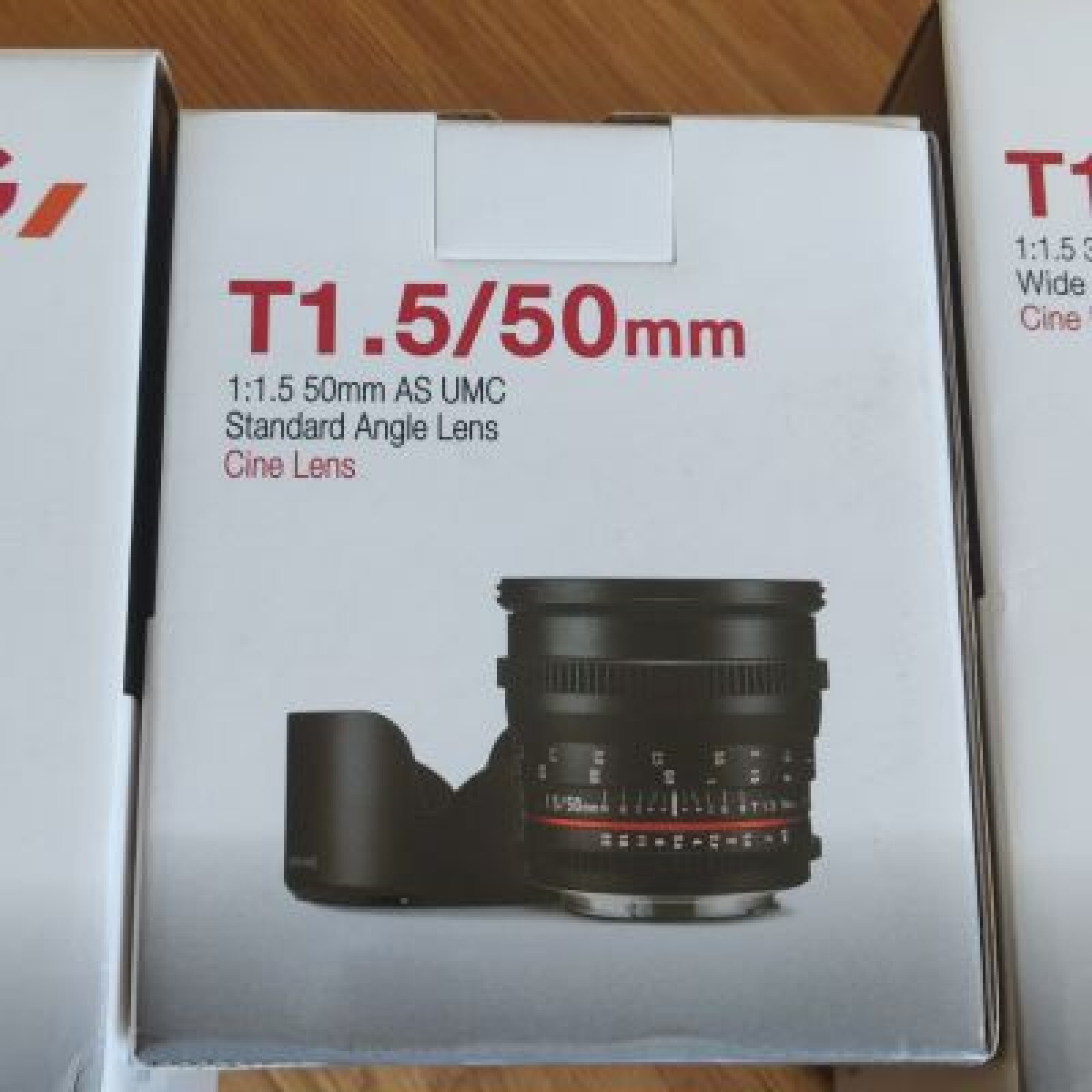 5D Mark IV + 24/35/50 mm fixe + 16/35, 70/200 mm + accessoires - Photo 2 sur 2