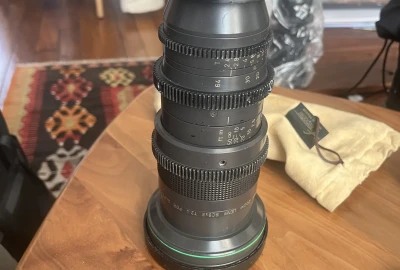 Location Canon 8-64mm T2.4 Super 16 Zoom Lens (PL)