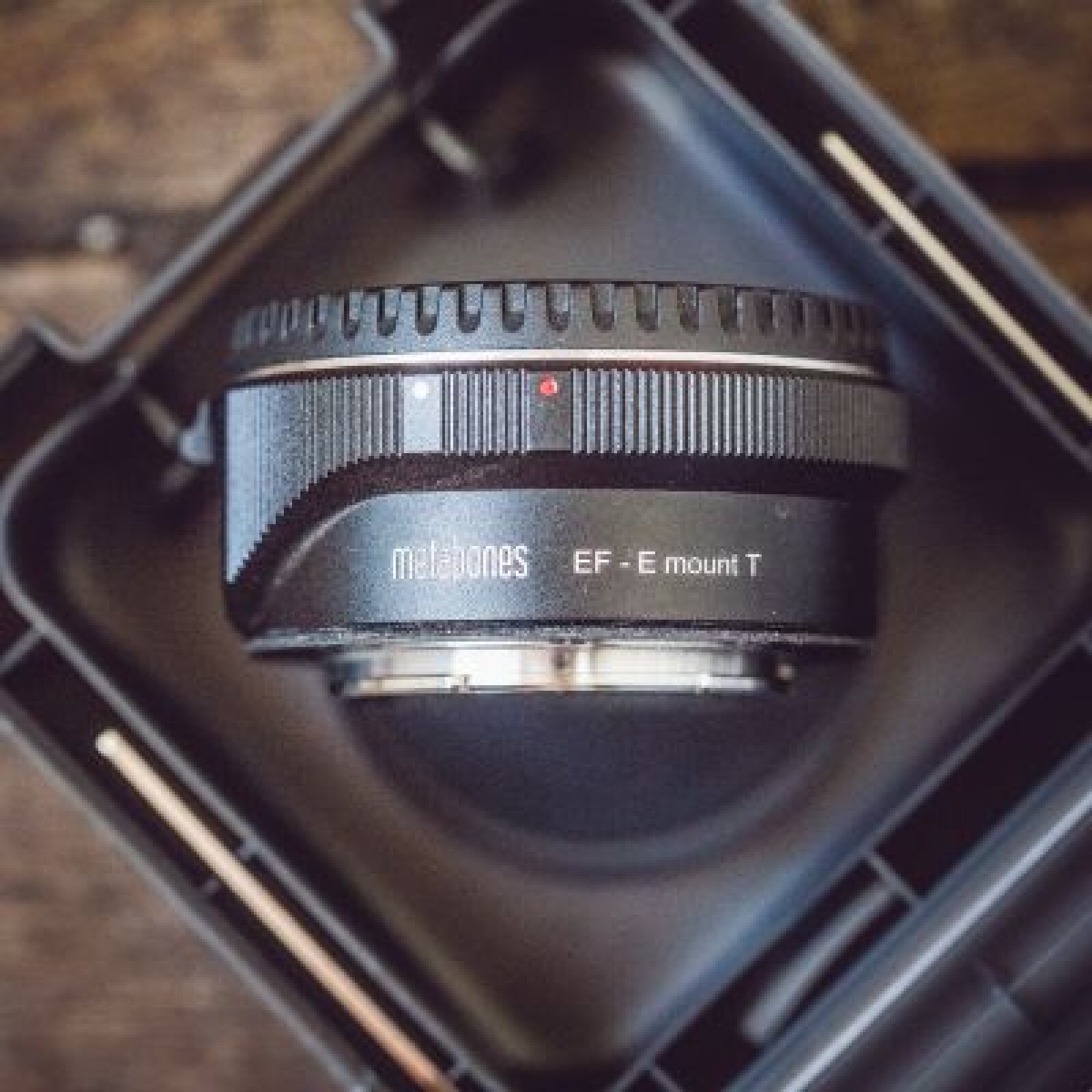 Bague d'adaptation Metabones Mark V pour Optiques Canon vers Sony - Photo 2 sur 2