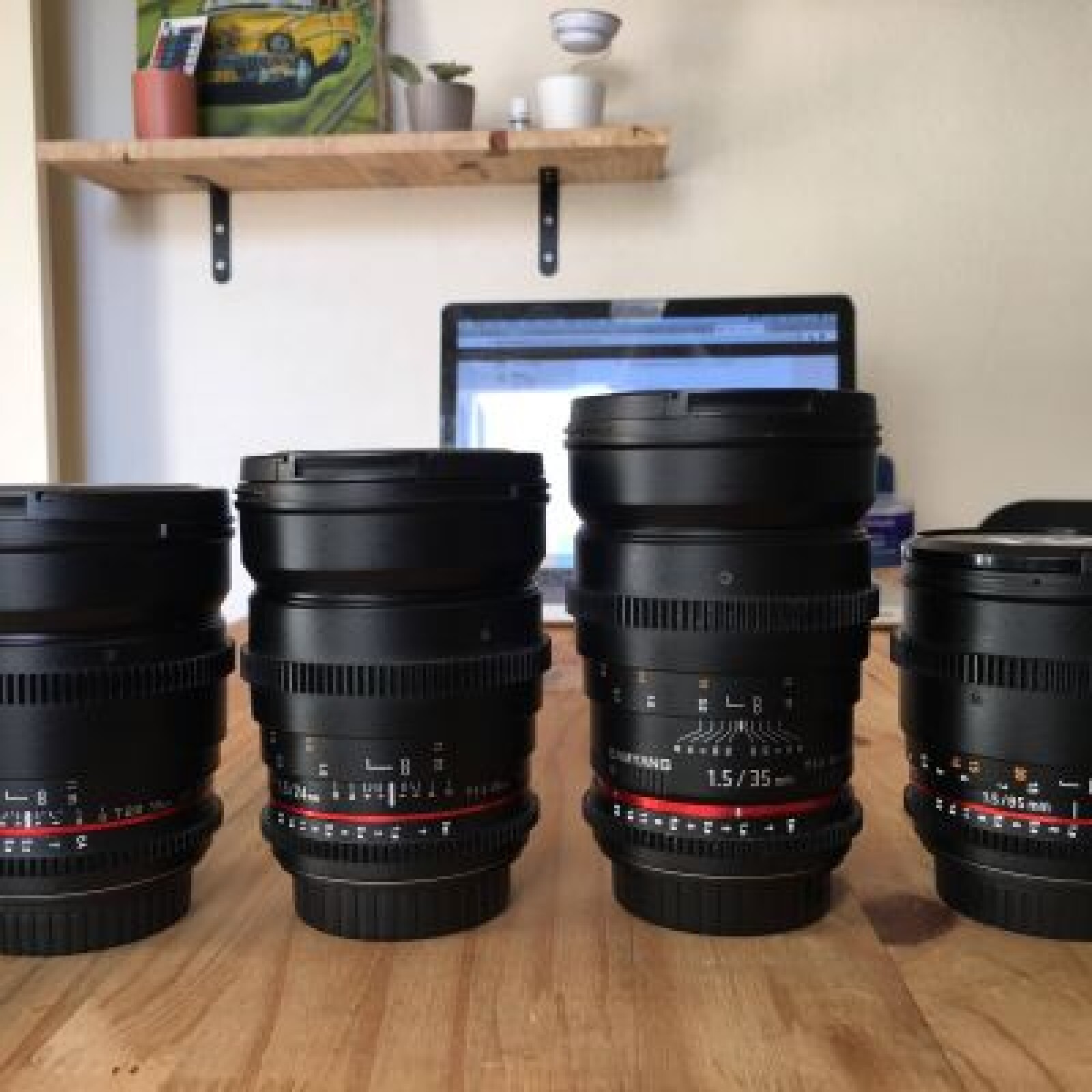 Série optiques Samyang Cine Lens 16-24-35-85 mm monture EF - Photo 1 sur 3