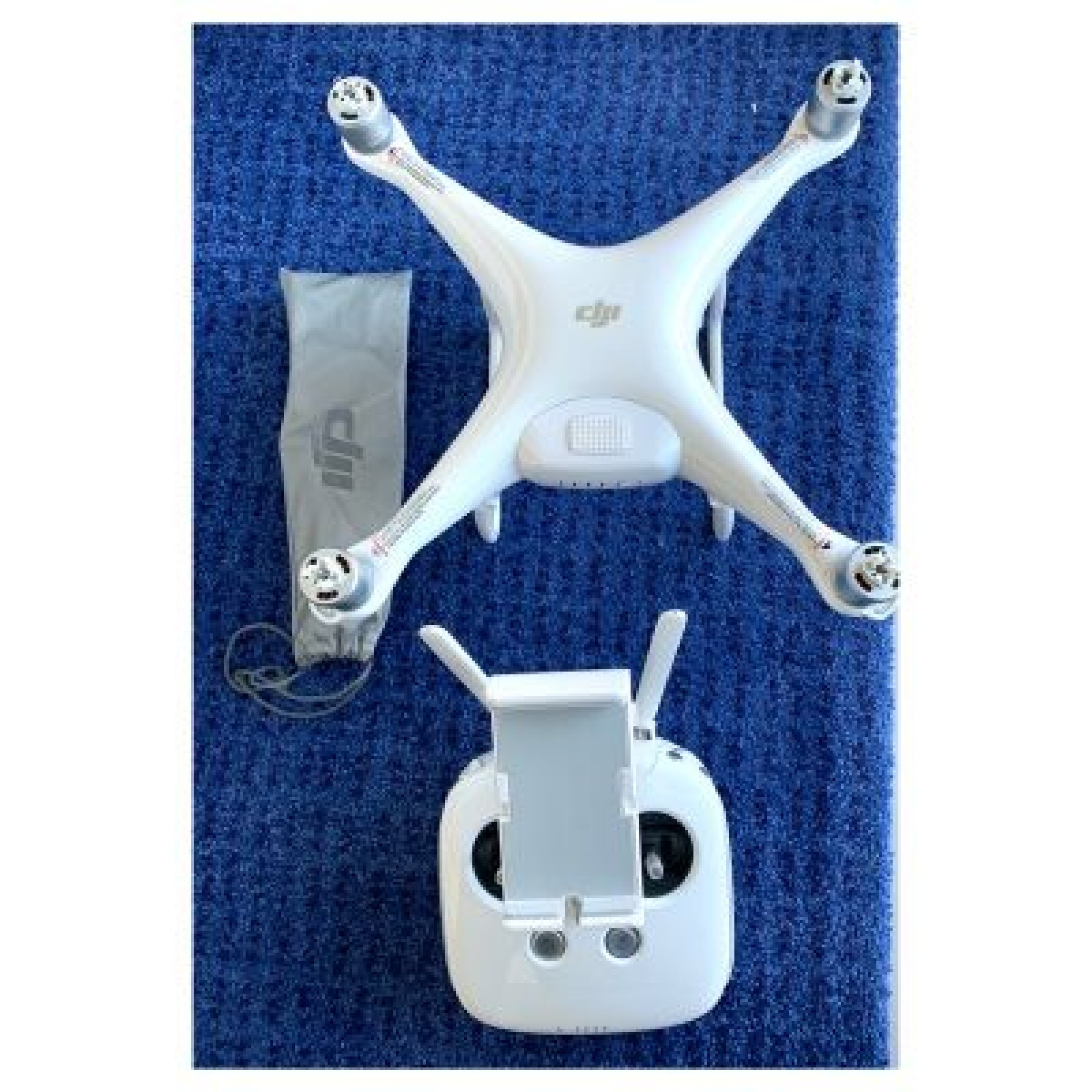 DJI Phantom 4 Pro Drone - Photo 1 sur 4