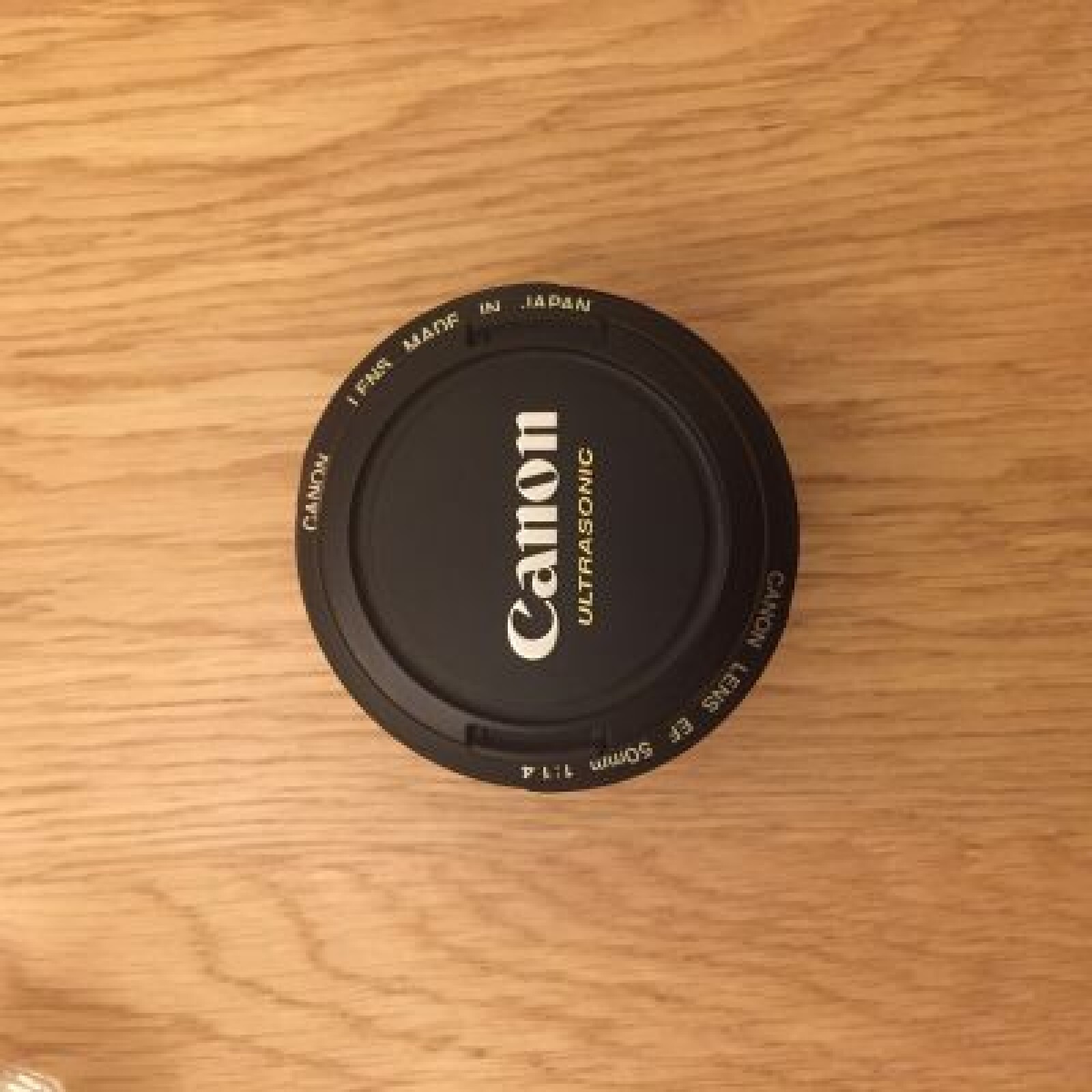 Objectif Canon EF 50 mm 1:1.4 - Photo 2 sur 2