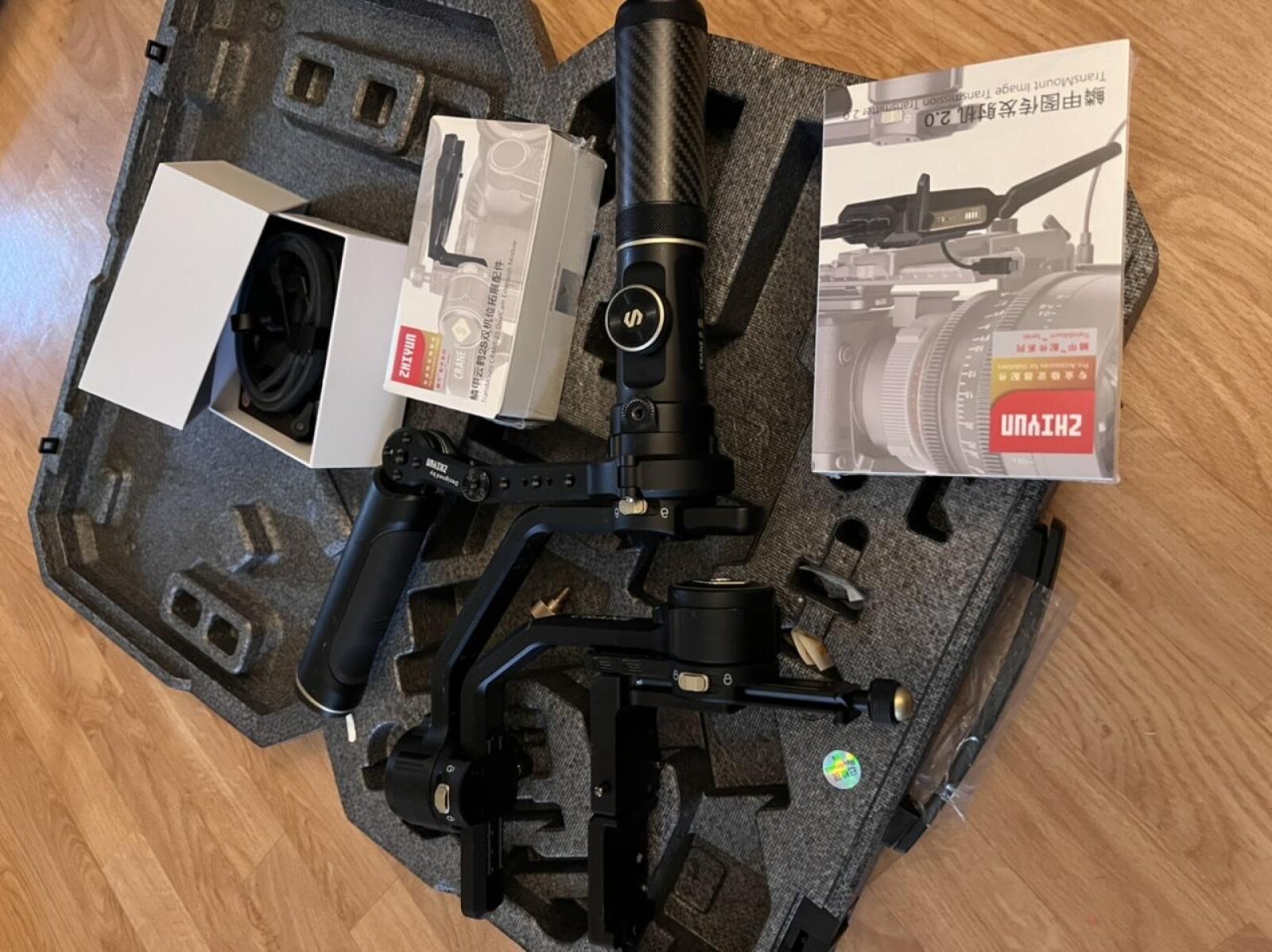Zhiyun Crane 2S Pro Combo - Photo 2 sur 5