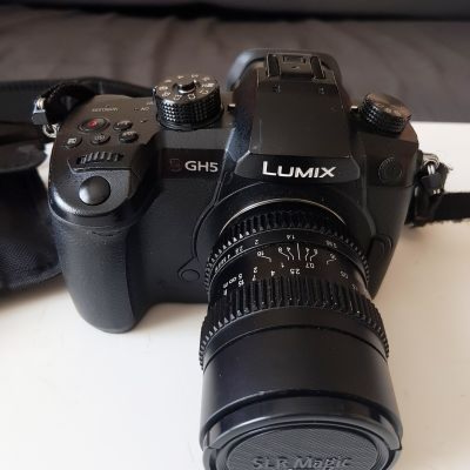 LUMIX GH5 + Objectif SLR MAGIC 25 mm f/0.95 - Photo 1 sur 5