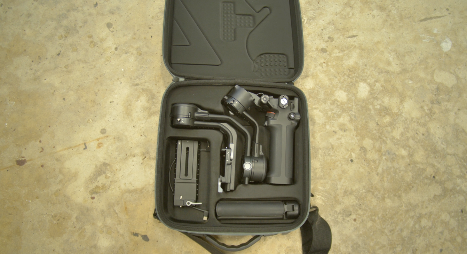 DJI RSC 2, stabilisateur nacelle 3 axe - Photo 2 sur 4