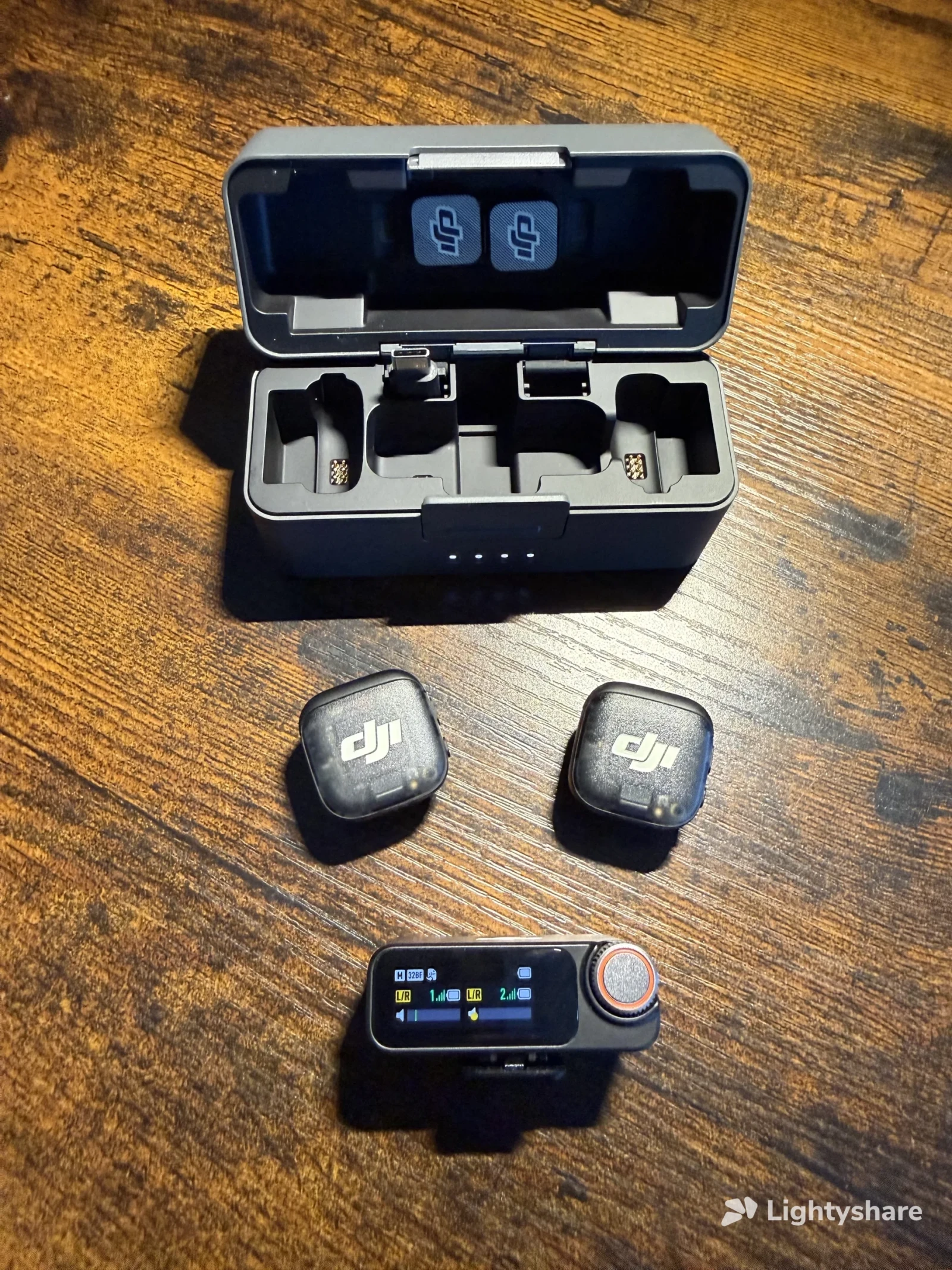 DJI Mic 3 (2 TX + 1 RX + Charging Case) - Photo 1 sur 2