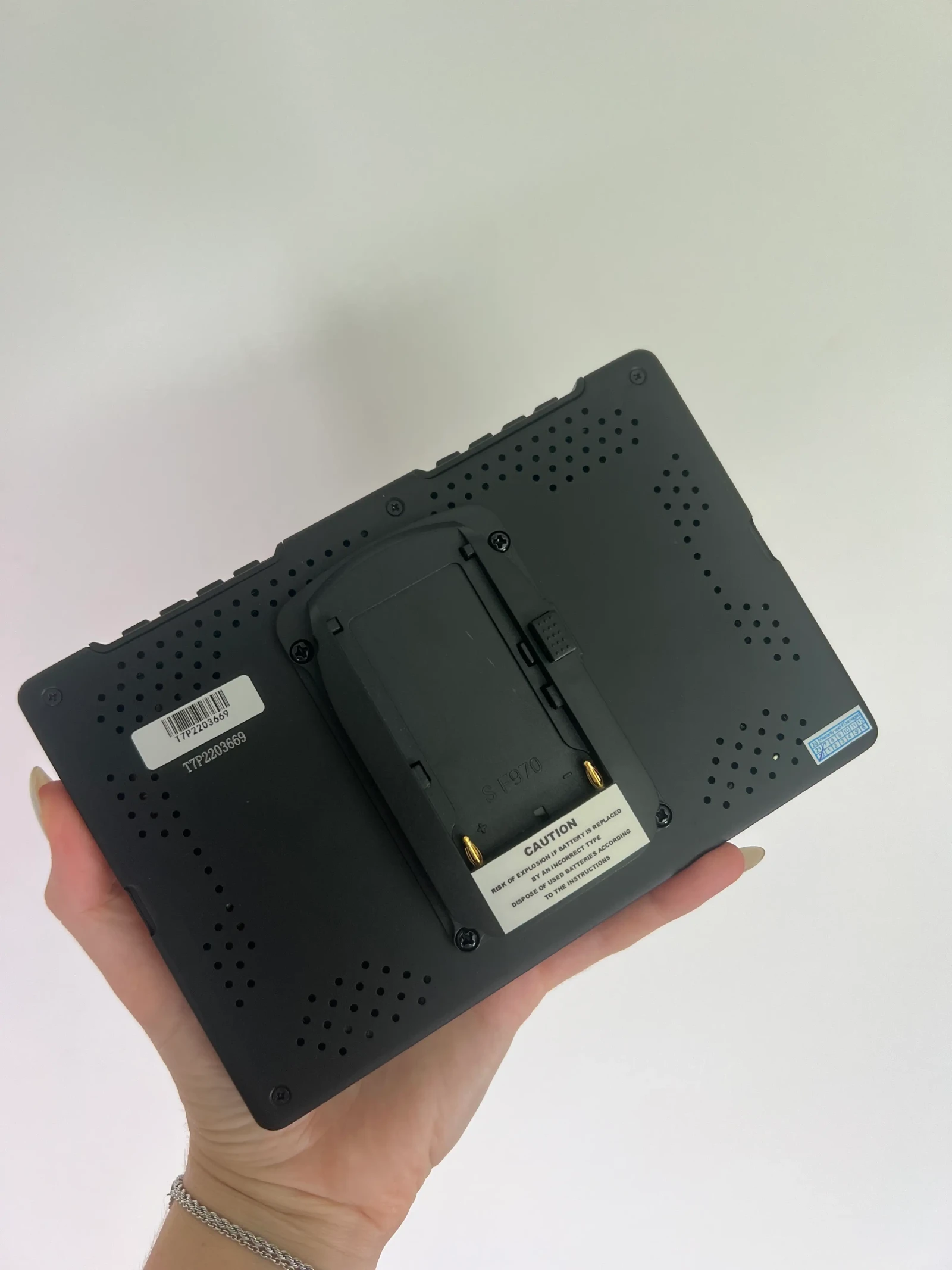 FEELWORLD Moniteur T7PLUS - Photo 3 sur 4