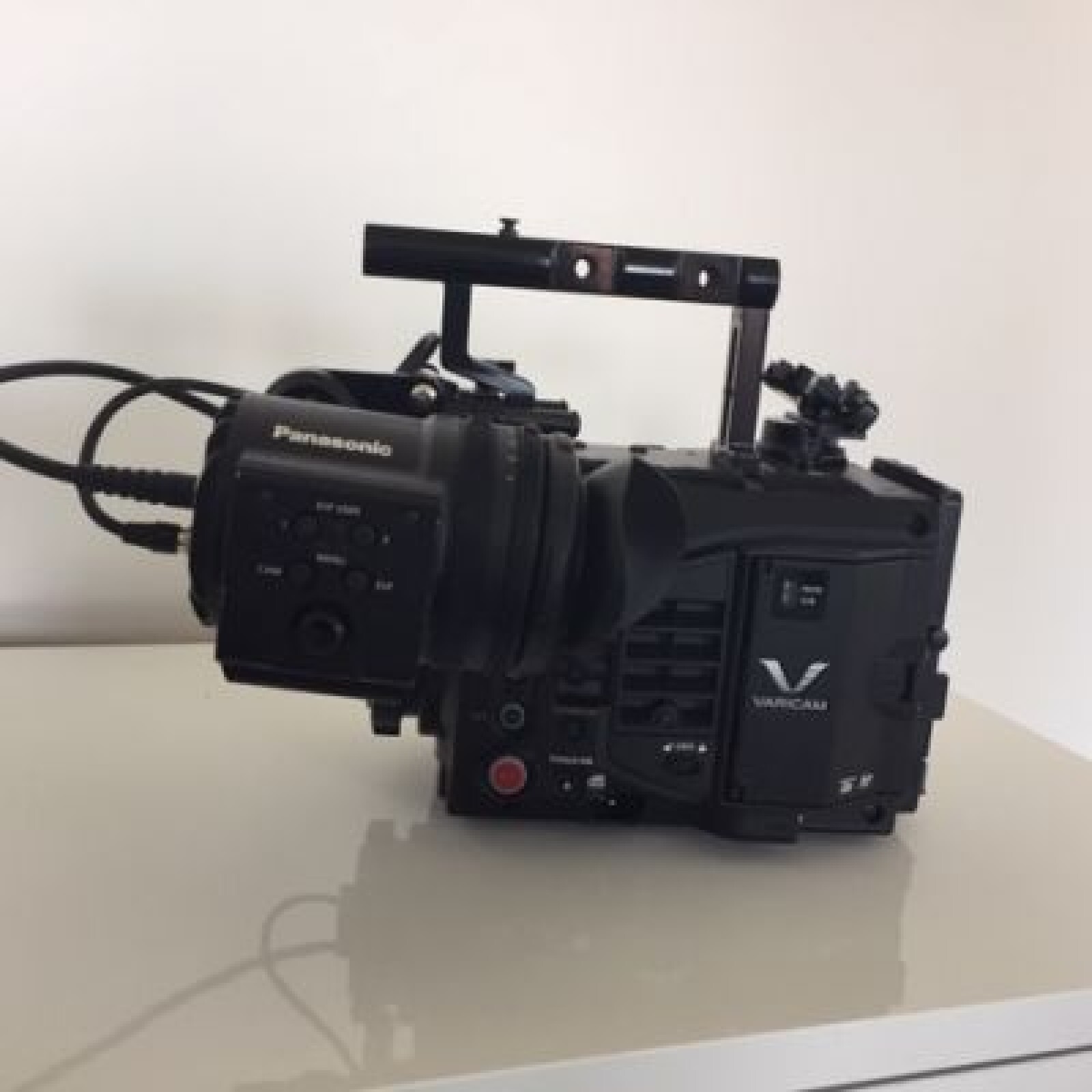 VariCam LT - Photo 1 sur 5