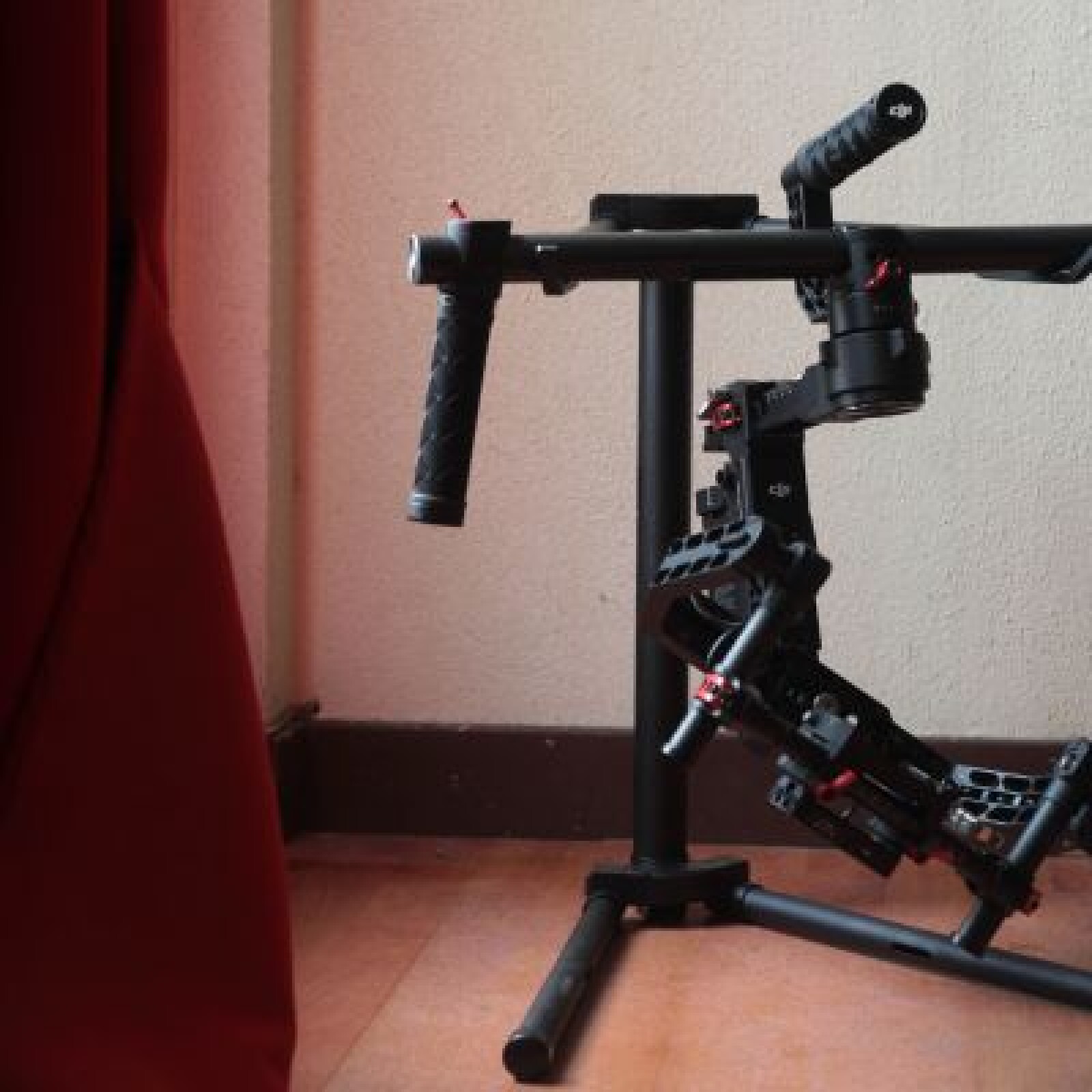 Dji Ronin Stabilisateur - Photo 1 sur 4