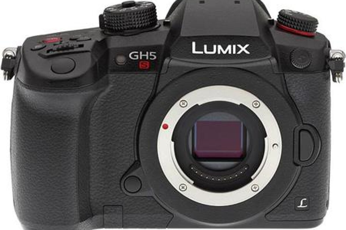 Location Panasonic GH5S avec accessoires - Lightyshare