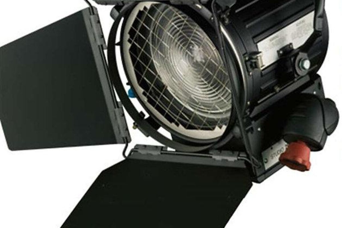 Location Fresnel 2KW - Lightyshare