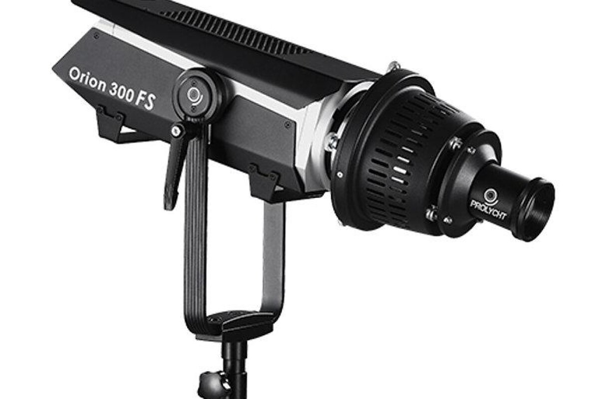 Location Découpe 23° Prolycht  - Lightyshare