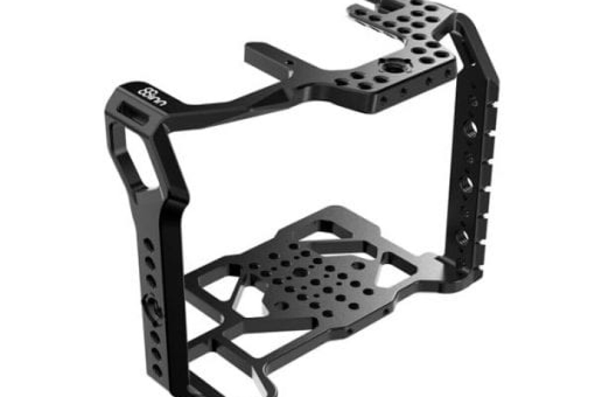 Location 8Sinn Cage for Canon C70 - Lightyshare