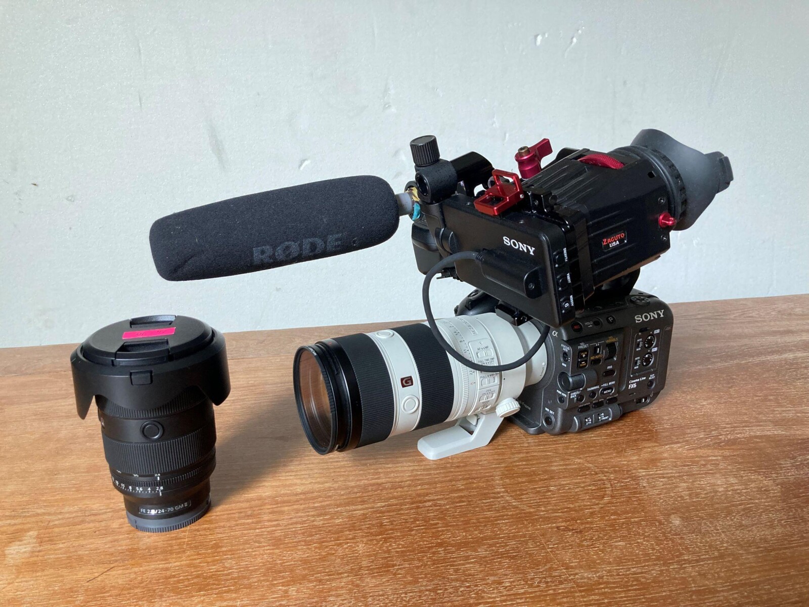 Sony FX6 - Photo 2 sur 4