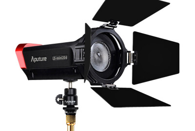 Location Kit LED APUTURE Mini fresnel_20ddc