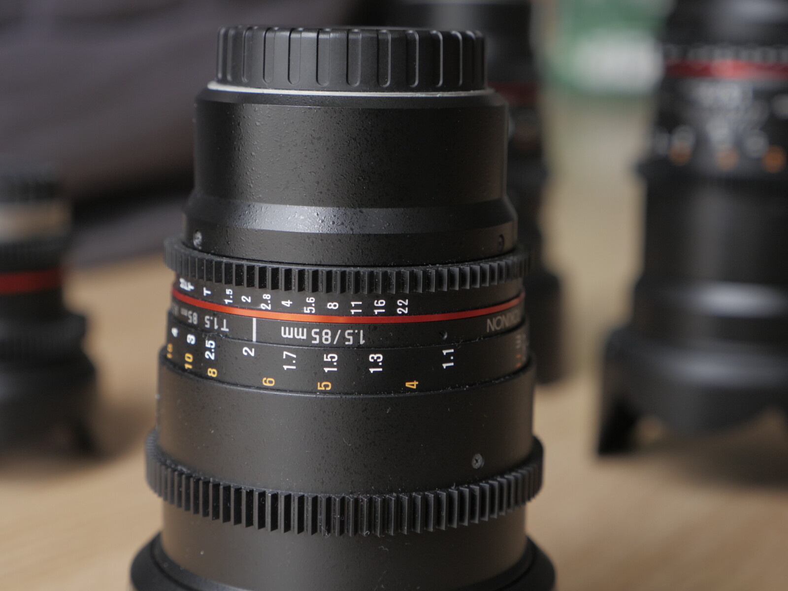 Samyang Cine Lens 85mm T1.5 EF - Photo 1 sur 5