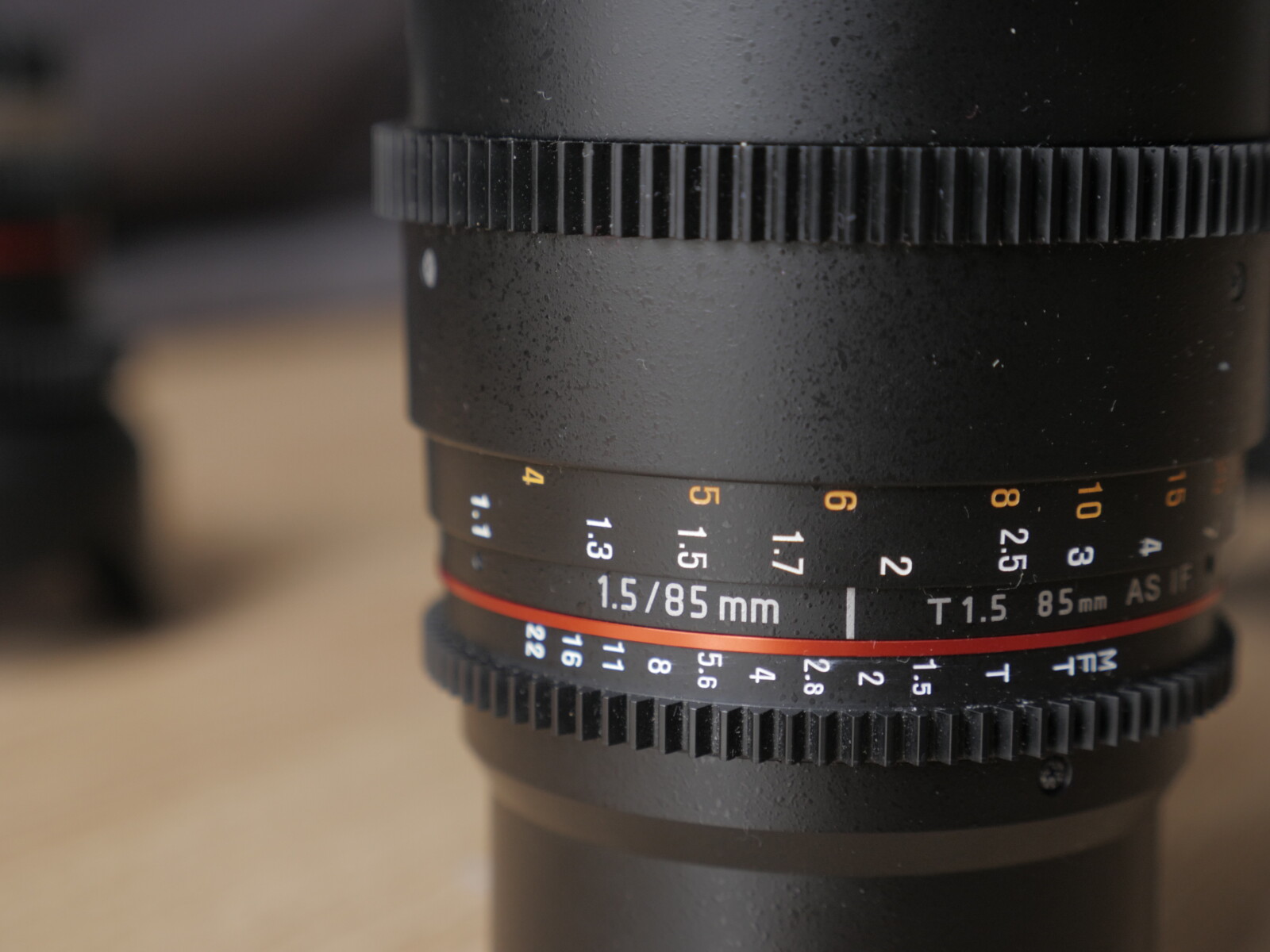 Samyang Cine Lens 85mm T1.5 EF - Photo 2 sur 5