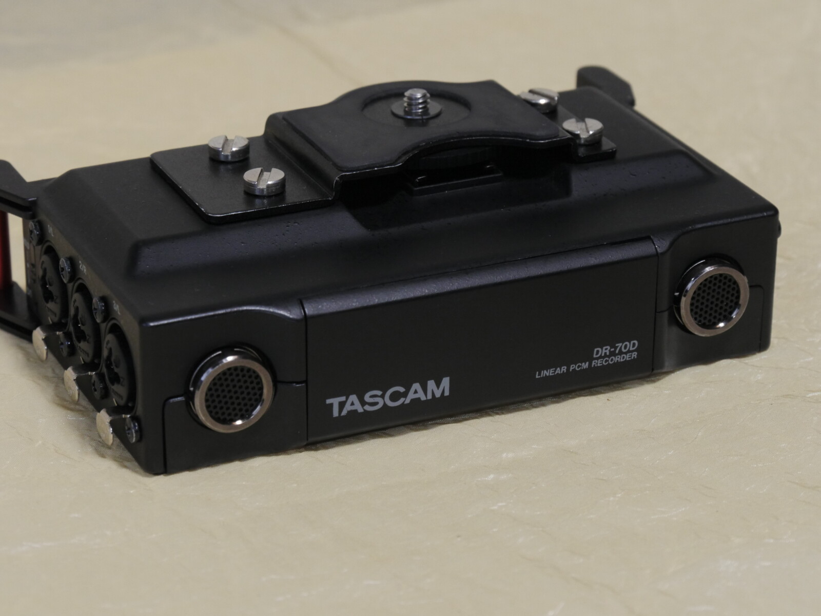 Enregistreur TASCAM DR-70D 4 pistes XLR/Jack - Photo 4 sur 4