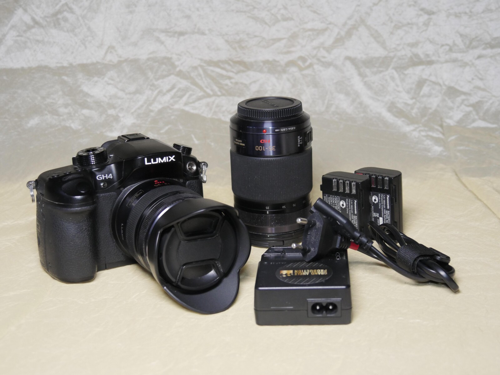 GH4 + objectif +SD + batteries et chargeur - Photo 1 sur 6
