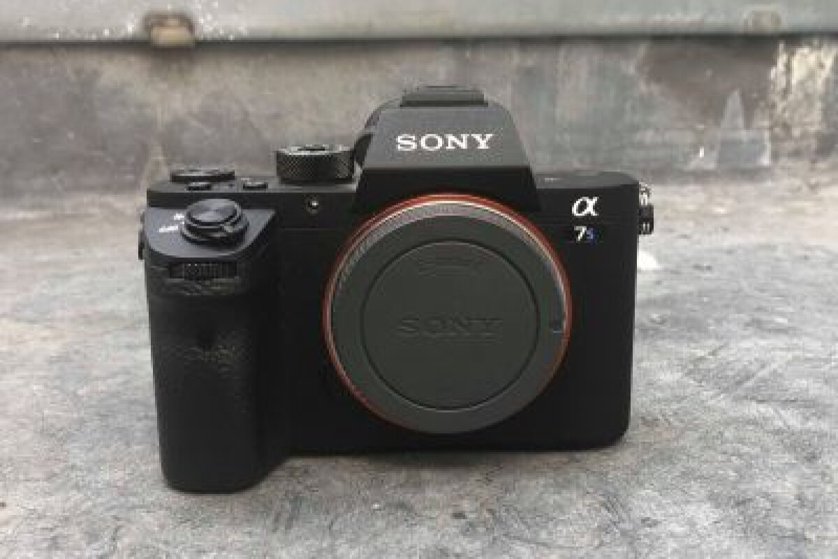 Location Sony A7s II (boitier nu) + 4 batteries - Lightyshare