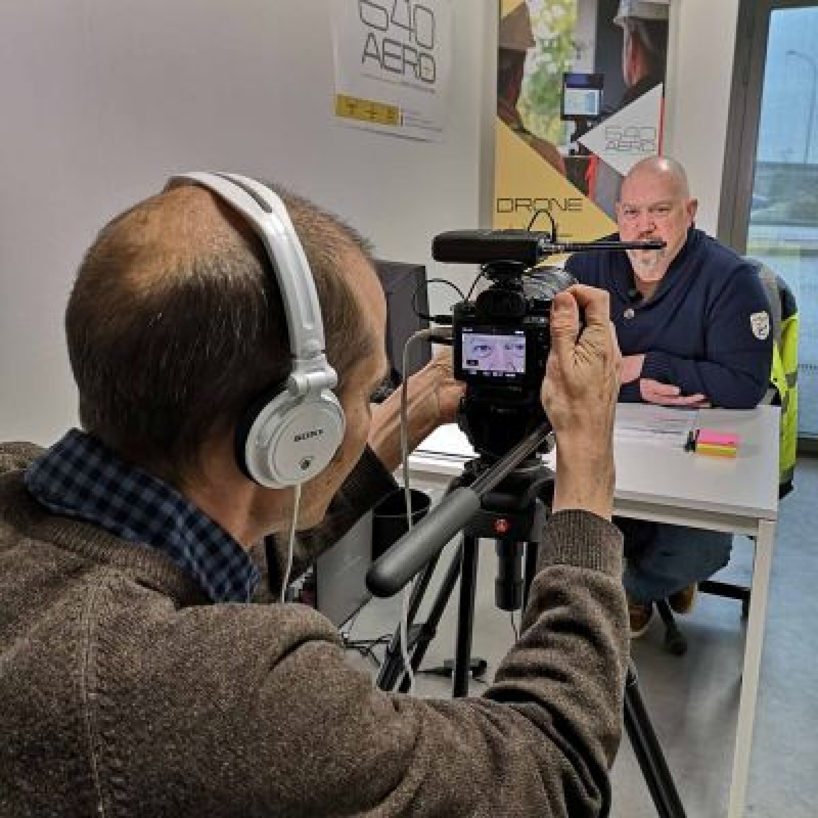 Pack tournage sony A7SII / trépied / micro cravate ou canon - Photo 5 sur 5