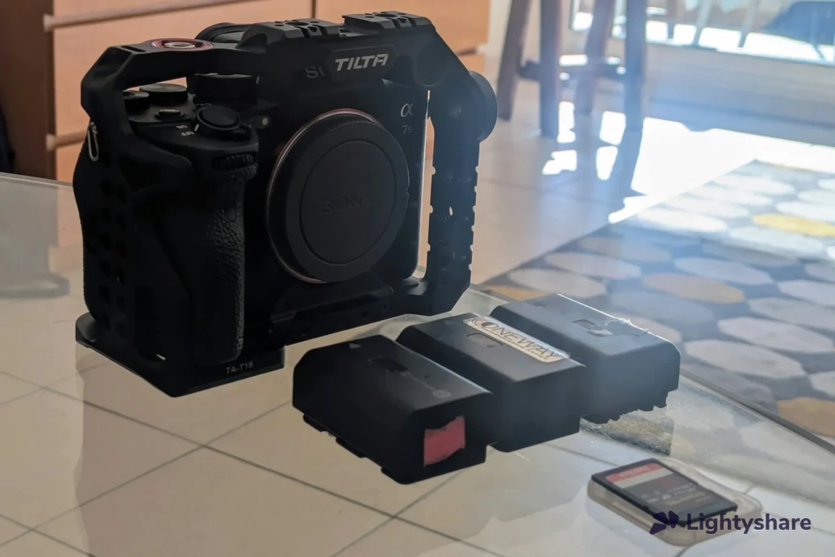 Location Sony Alpha 7S III - Lightyshare