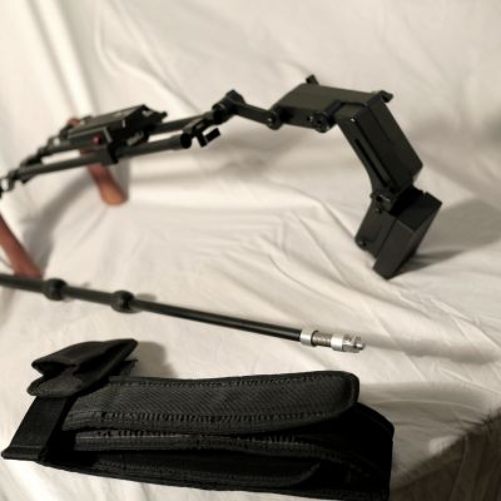 Crosse d'épaule DSLR + support RIG - Photo 1 sur 2