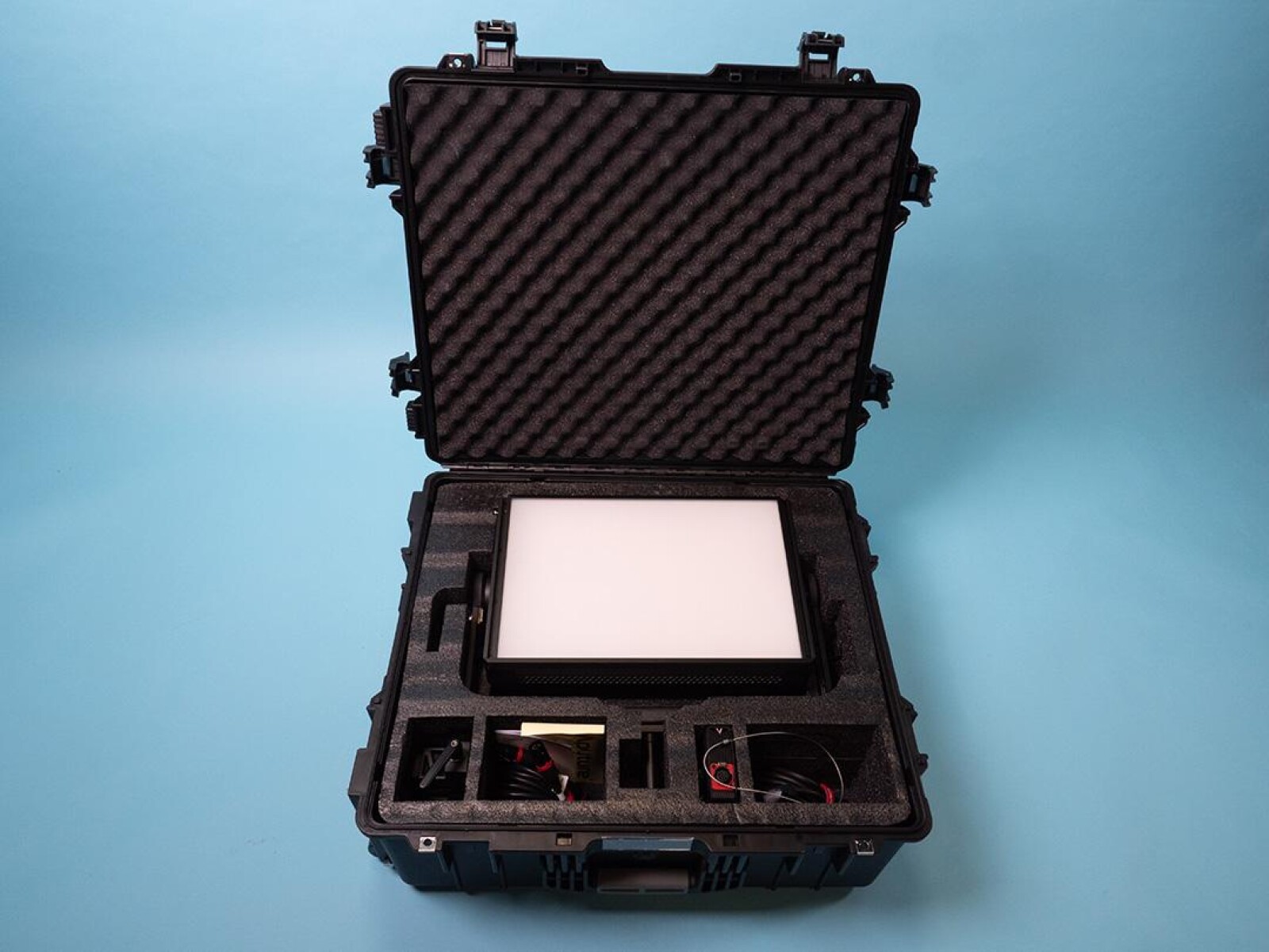 Aputure Nova P300c – Panneau LED RGB - Photo 3 sur 3