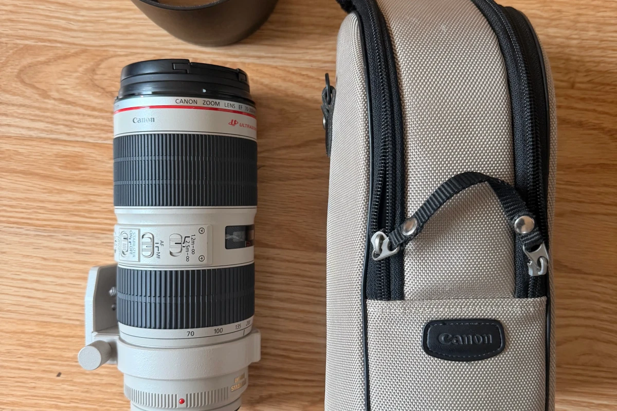 Location Canon EF 70-200mm f/2.8L IS II USM - Lightyshare