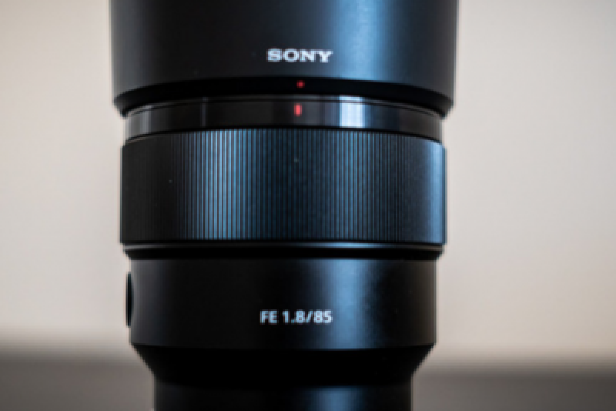 Location Objectif Sony 85 mm 1.8 - Lightyshare