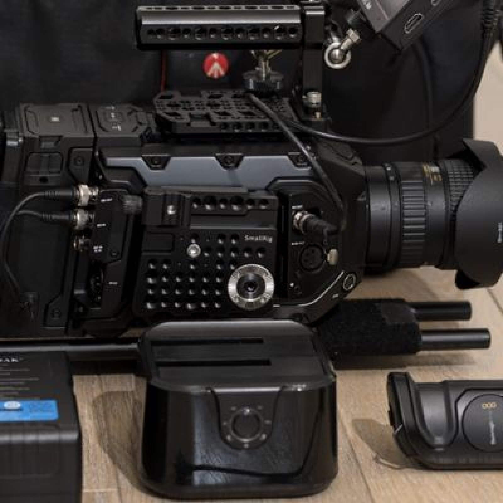URSA mini Pro 4.6 K Pack complet - Photo 2 sur 3