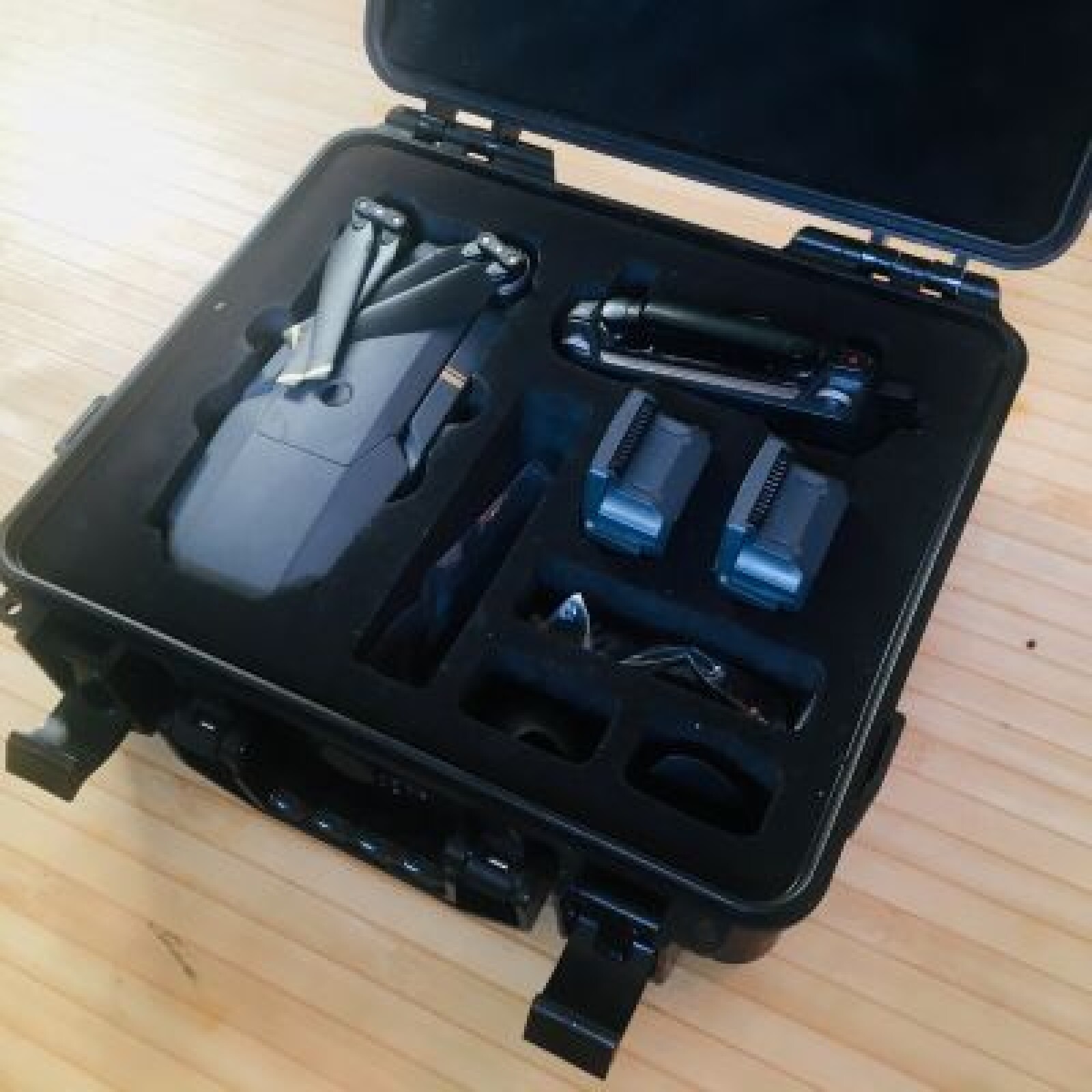 Dji Mavic pro kit "fly more" - Photo 2 sur 4