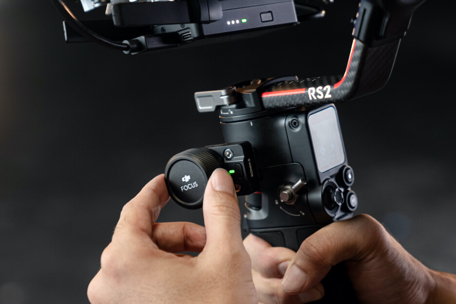 Dji Ronin RS2 Pro stabilisateur Combo avec Follow Focus Bordeaux - Photo 3 sur 4