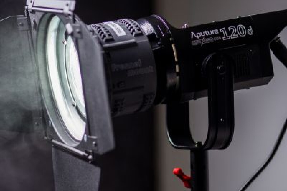 Location Pack light storm cob 120D - Lightyshare