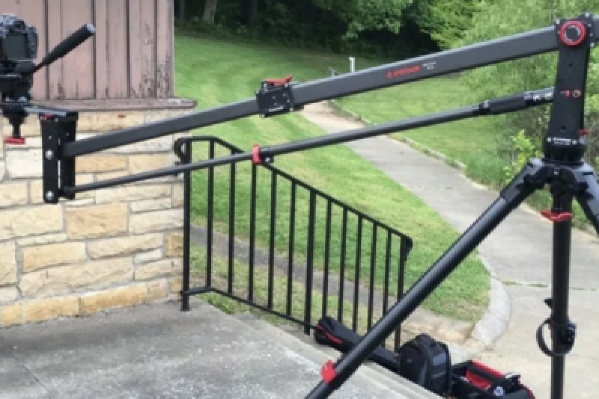Location Grue  IFOOTAGE Mini Crane M1 III - Lightyshare