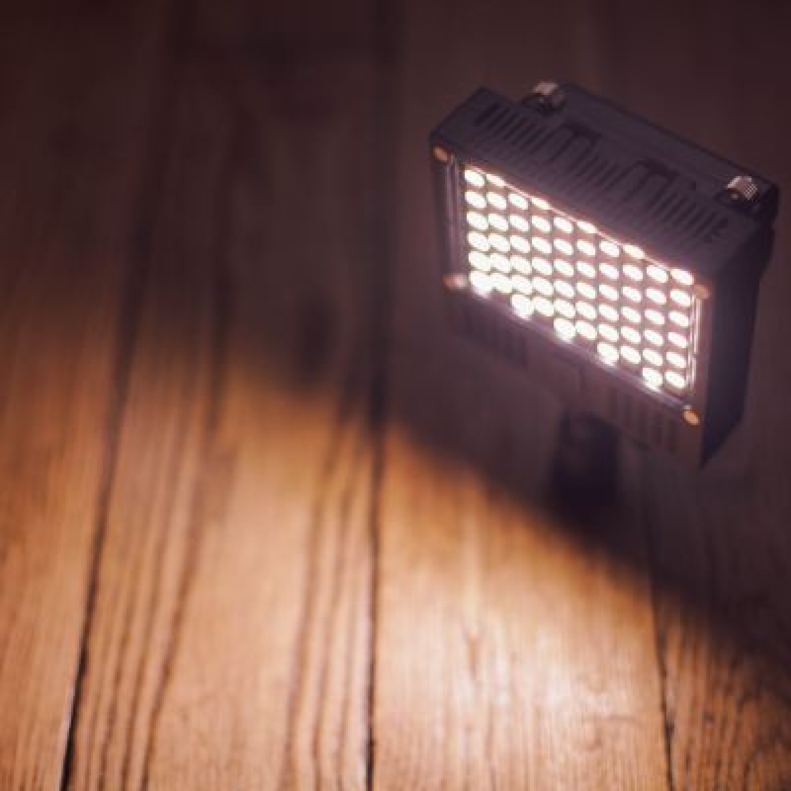 Torche LED Cineroïd variable  L10-BC - Photo 4 sur 5