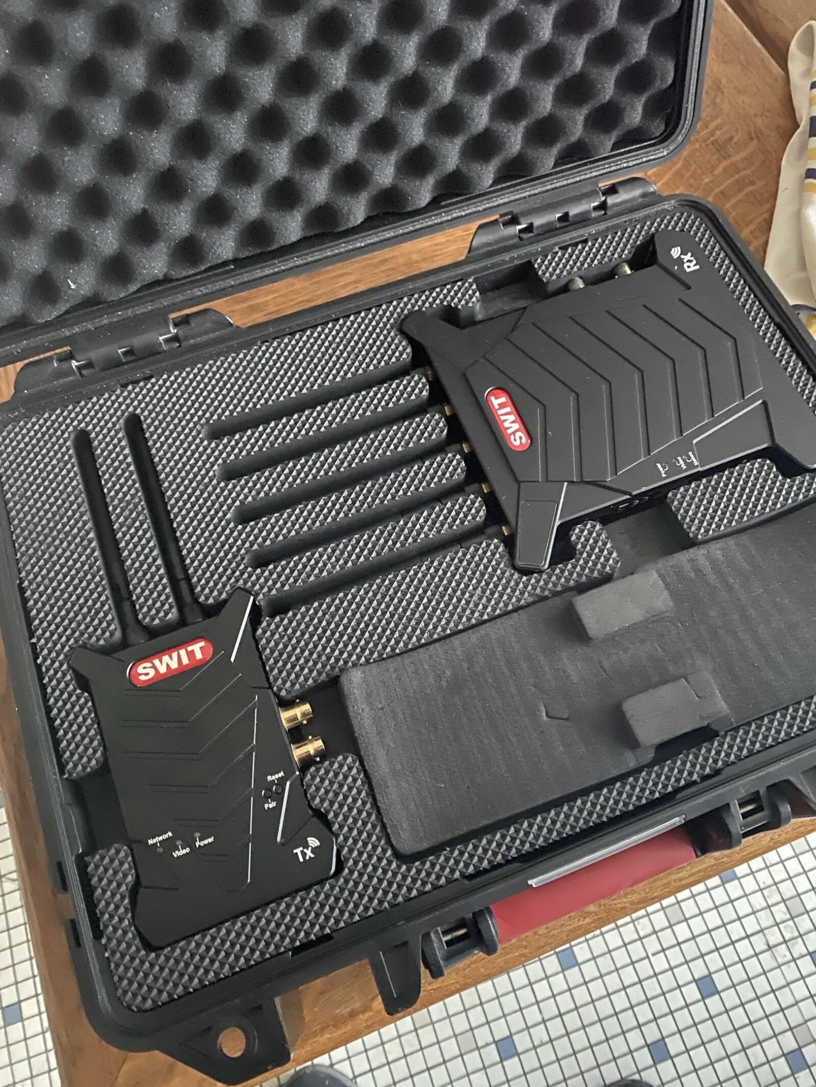 SWIT CW-S300 - Photo 2 sur 2