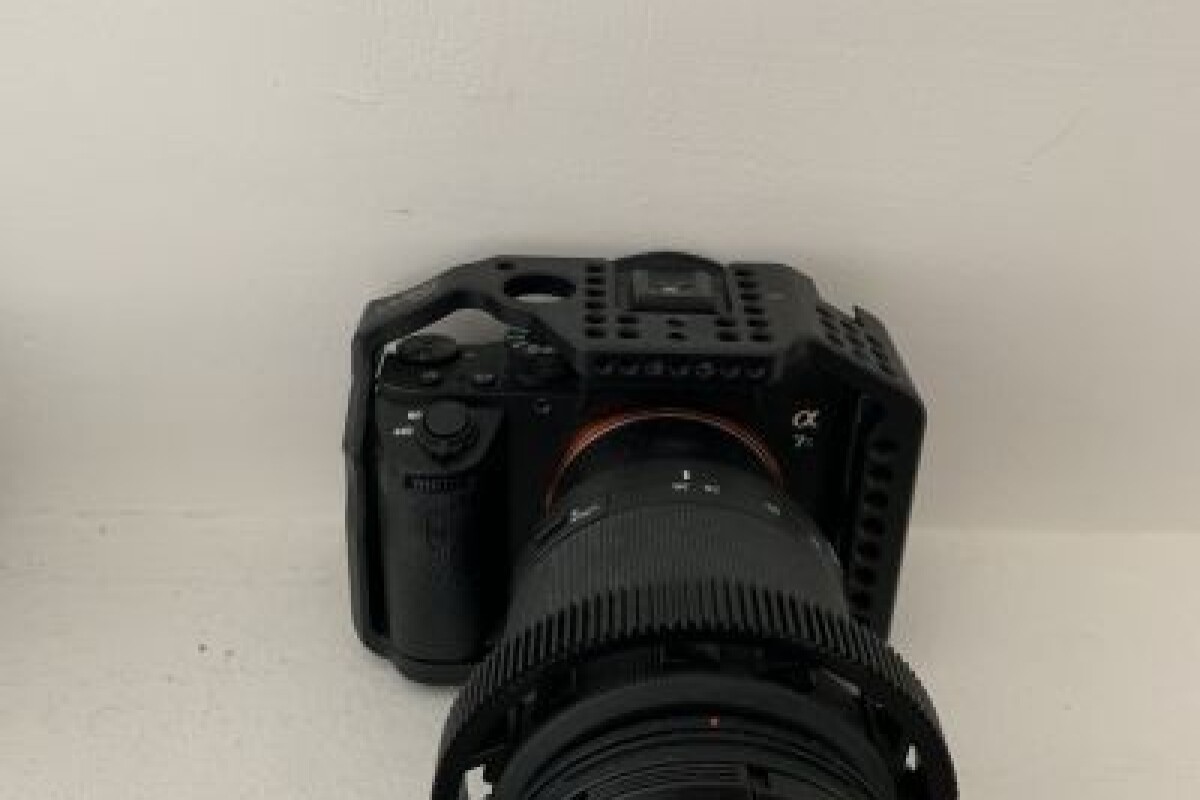 Location Sony A7s II + Sony 28/75 f2.8 - Lightyshare