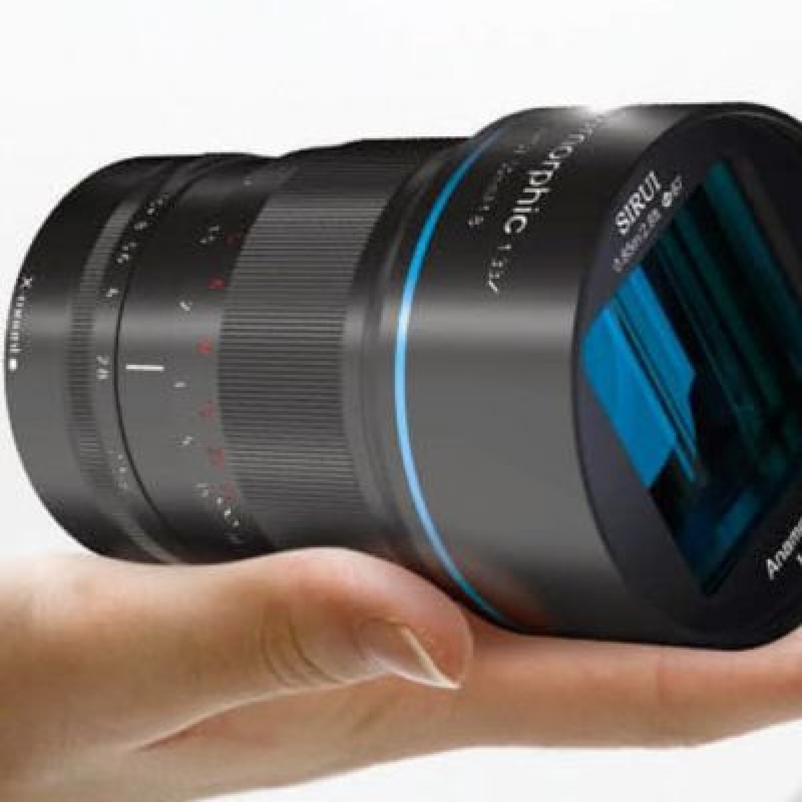 Objectic Anamorphic Sirui 50mm F1.8  monture Sony E - Photo 1 sur 1