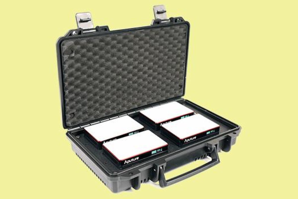 Location Aputure MC 4 light travel kit - Lightyshare