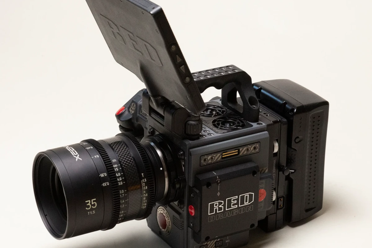 Location RED SCARLET-W DRAGON 5K - Lightyshare
