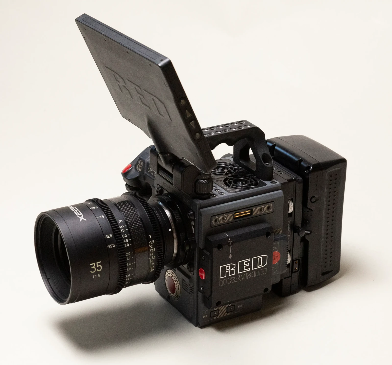RED SCARLET-W DRAGON 5K - Photo 1 sur 7