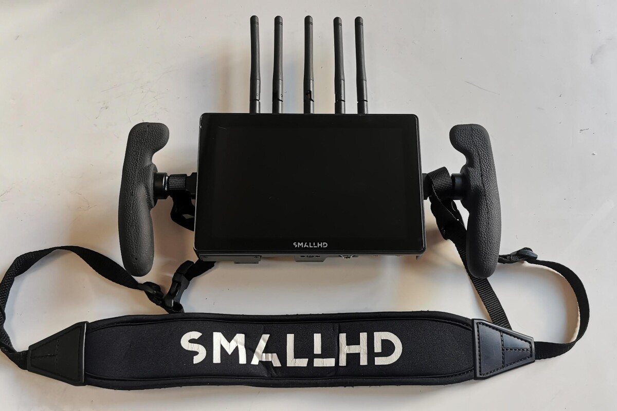 Location SmallHD Indie 7 avec récepteur Bolt 4K - Lightyshare
