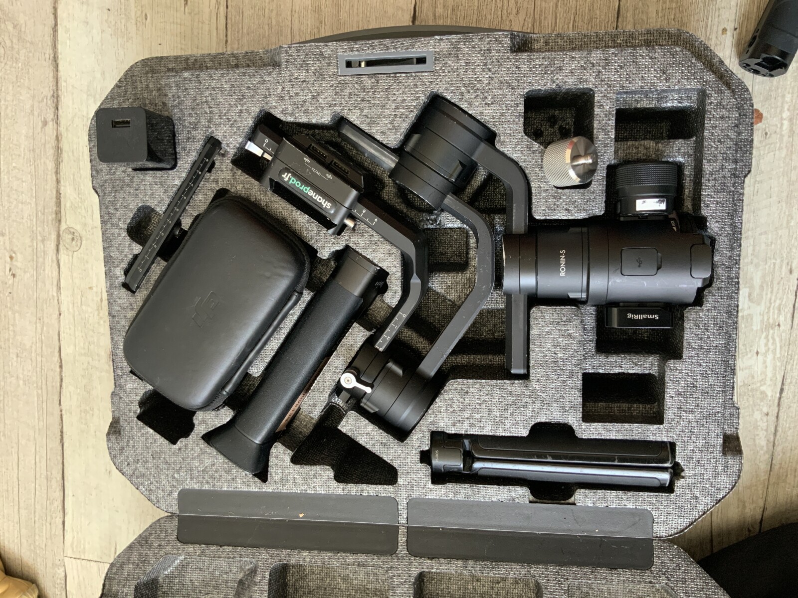 DJI RS 2 - Photo 1 sur 2