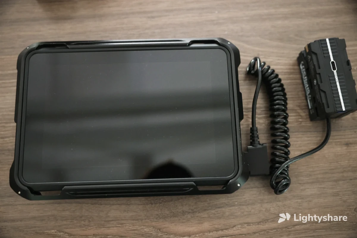 Location Atomos SHINOBI 7 - Lightyshare