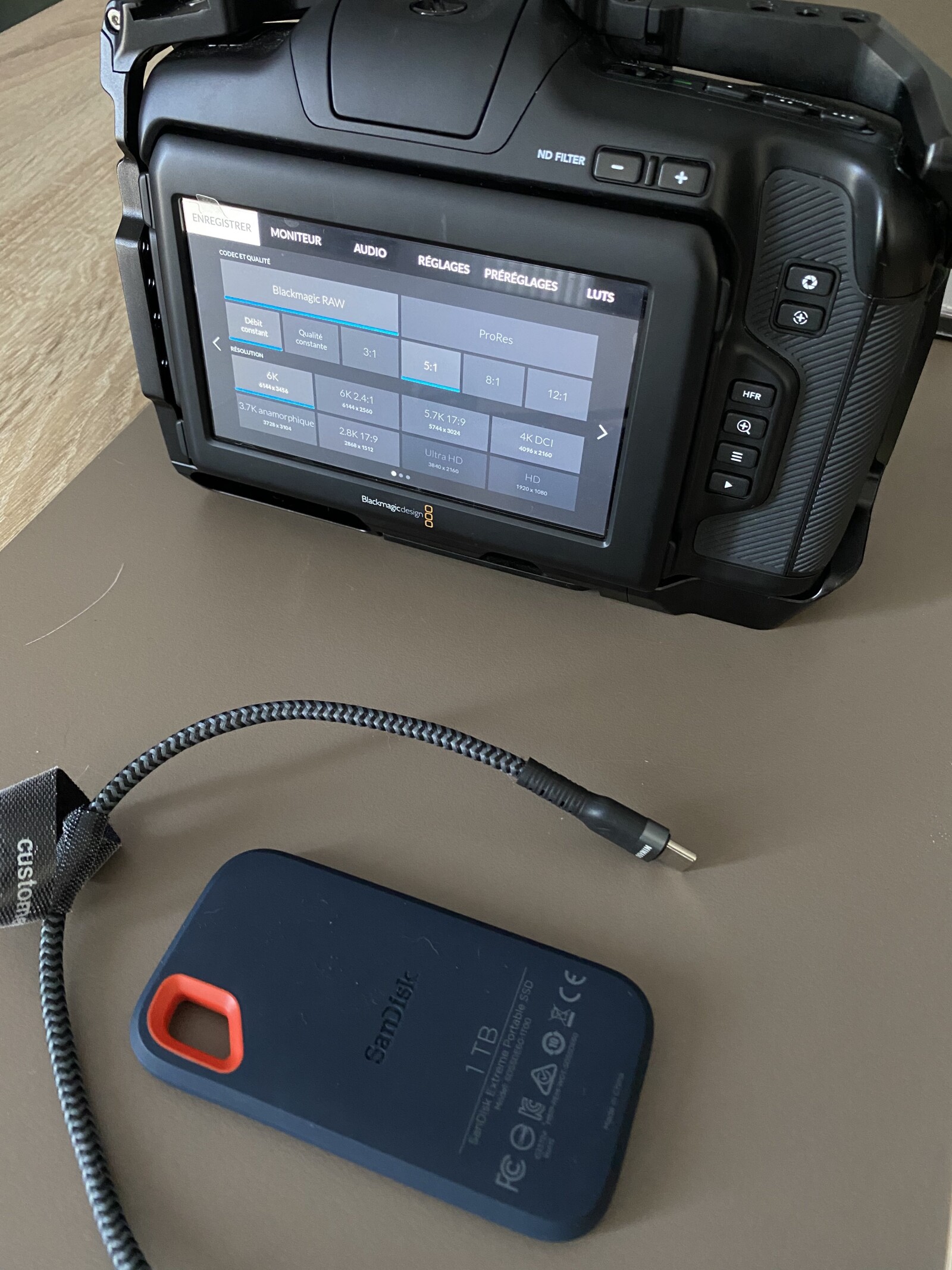 Kit Blackmagic Pocket Cinema Camera 6K Pro - Photo 3 sur 4