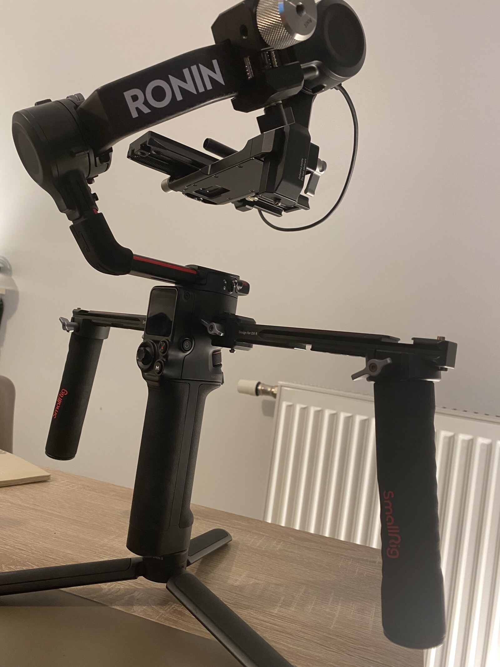 Ronin RS2 + Poignées + Follow-focus - Photo 3 sur 4