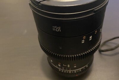 Location Samyang EF 35 mm T1,5 MK2