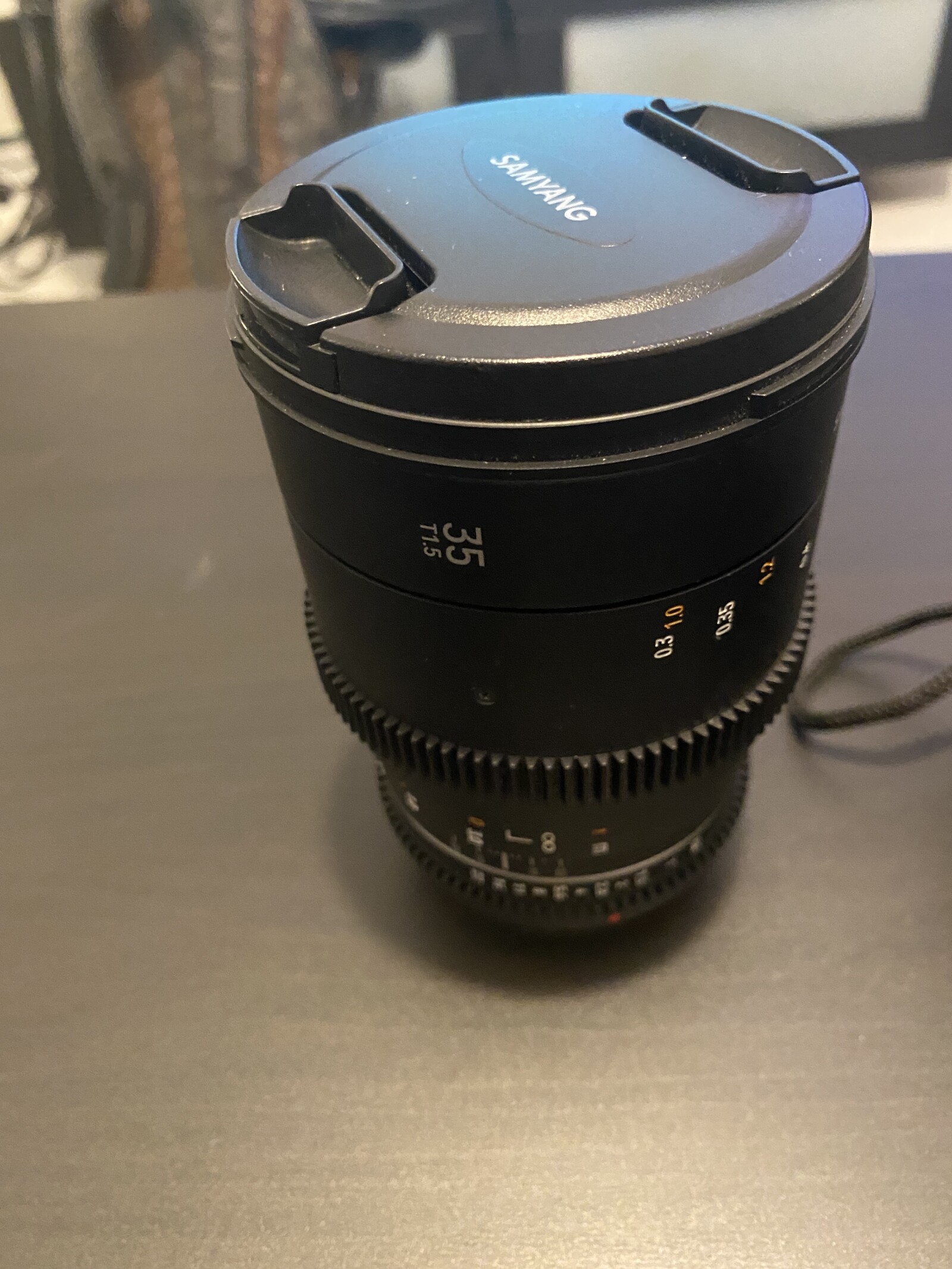 Samyang EF 35 mm T1,5 MK2 - Photo 3 sur 3
