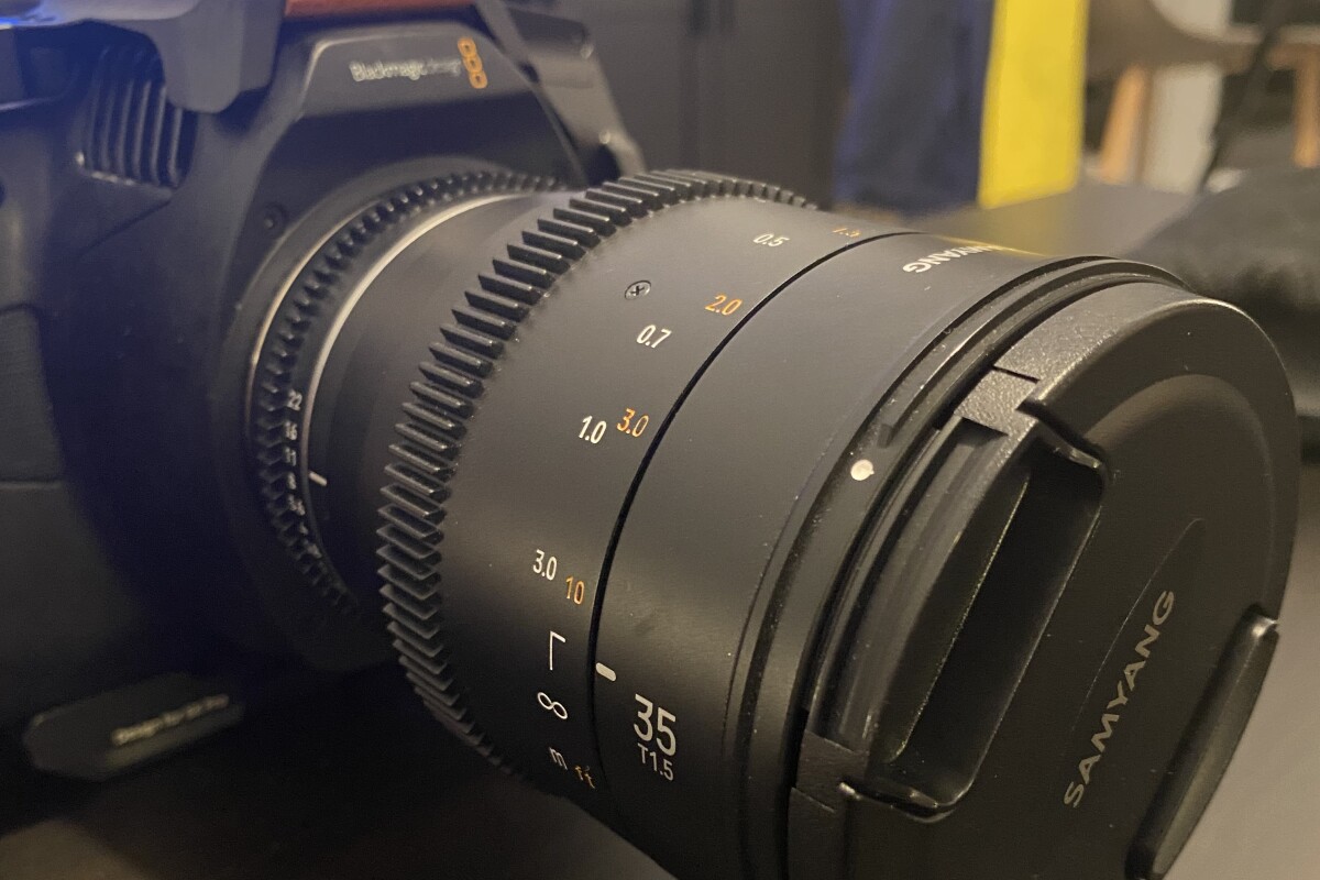 Location Samyang EF 35 mm T1,5 MK2 - Lightyshare
